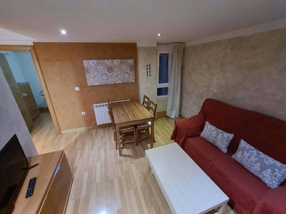 Dos Torres Galadriel- Parking Privado Gratis Apartment Zaragoza Exterior photo